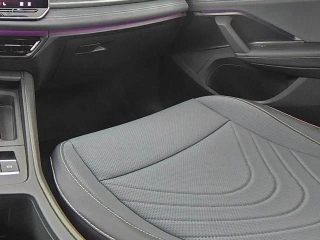 2026 Volkswagen Tiguan SE - Photo 38