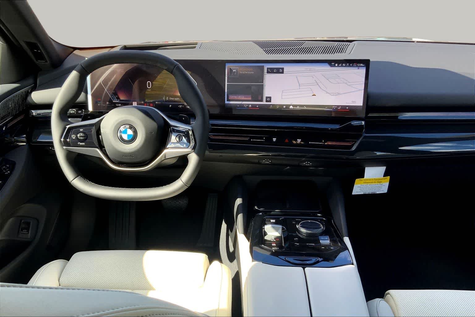Used 2026 Oxide Grey Metallic BMW 530i image 5