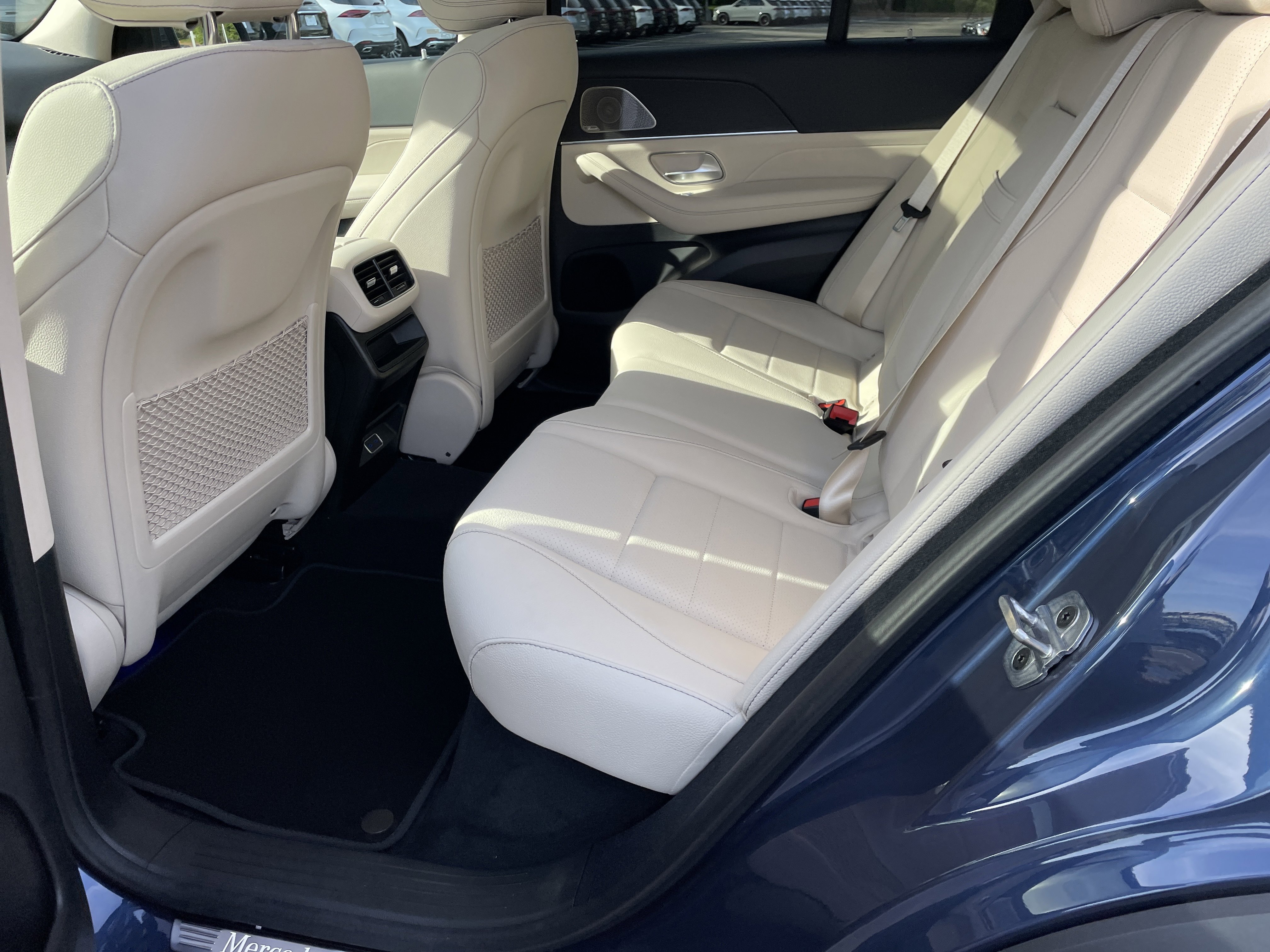 New 2026 Twilight Blue Metallic Mercedes-Benz GLE 350 4MATIC® SUV image 35