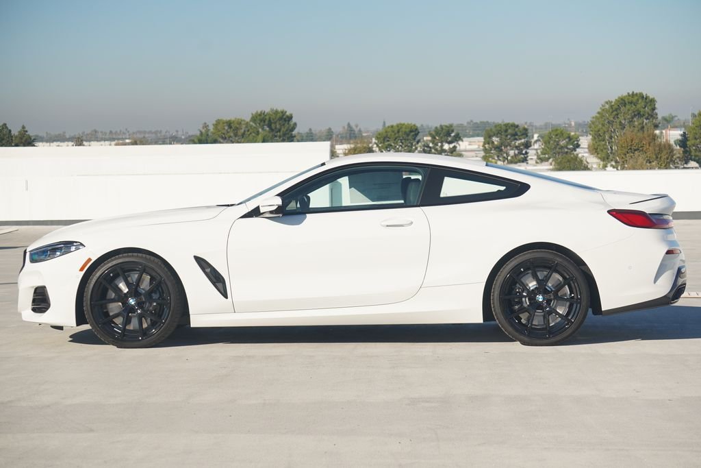 Used 2026 Alpine White BMW 840i image 4