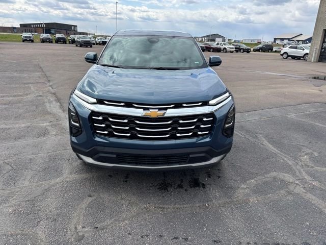 Used 2026 Lakeshore Blue Chevrolet LT image 6