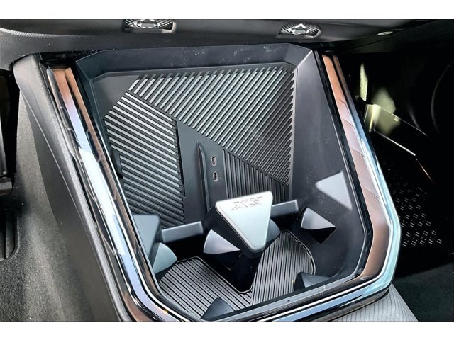 New 2026 Black Sapphire Metallic BMW 30 xDrive image 18