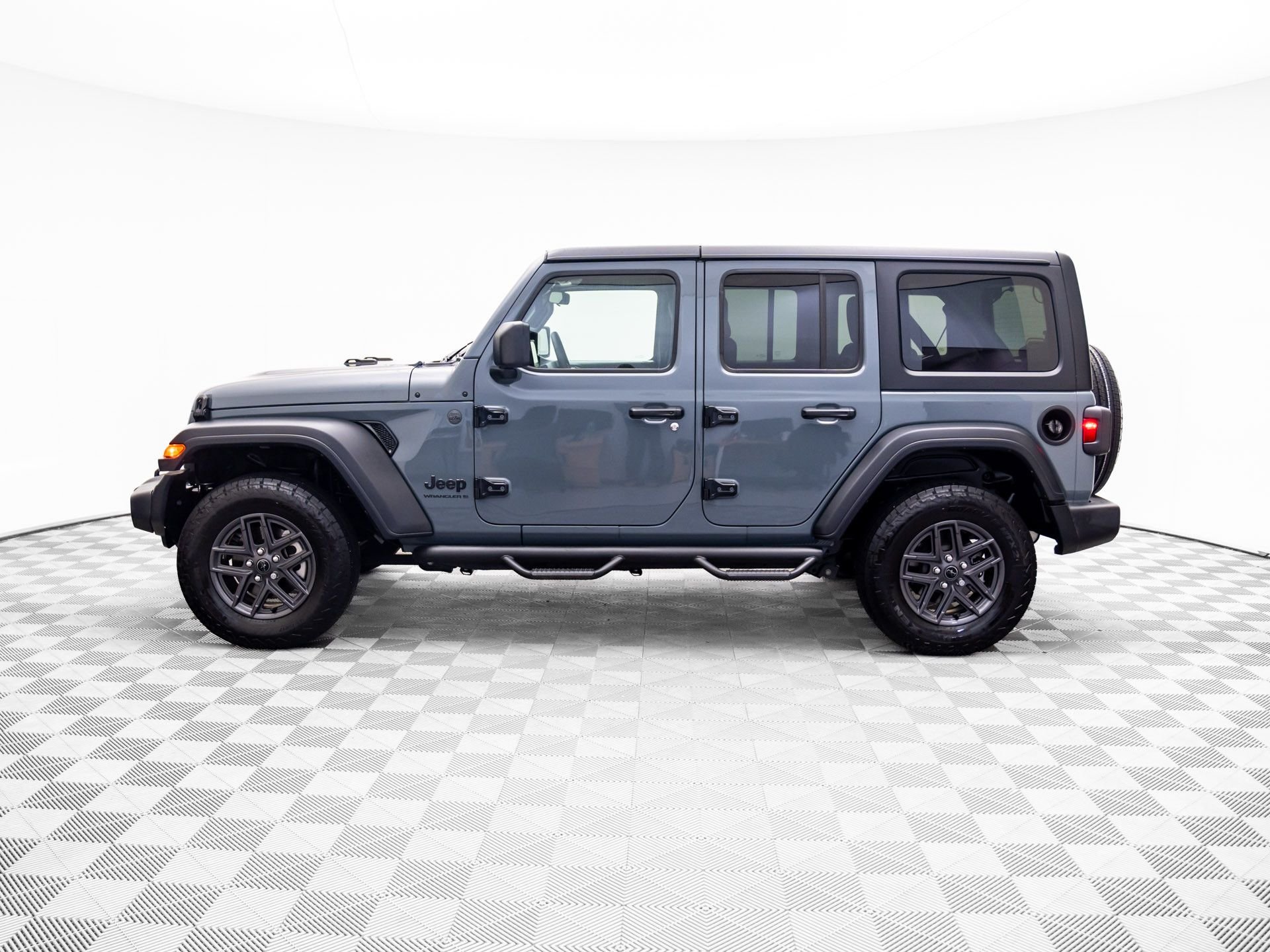 2024 Jeep Wrangler Sport S photo 2
