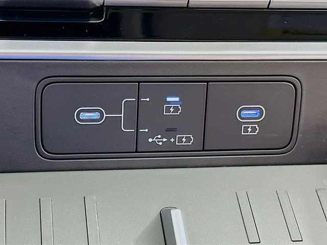 New 2026 Hyundai SANTA FE HYBRID SE