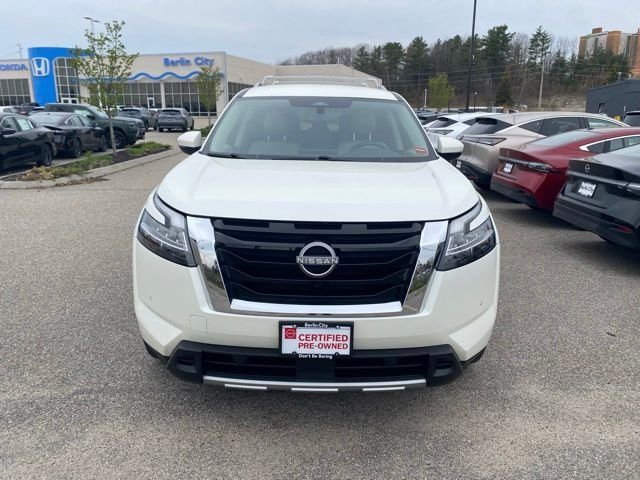 Used 2024 White Nissan SL image 37