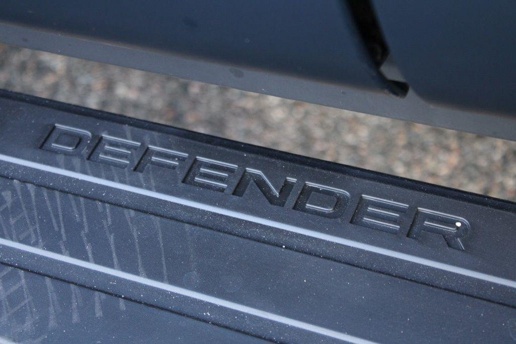 2026 Land Rover Defender OCTA - Photo 14