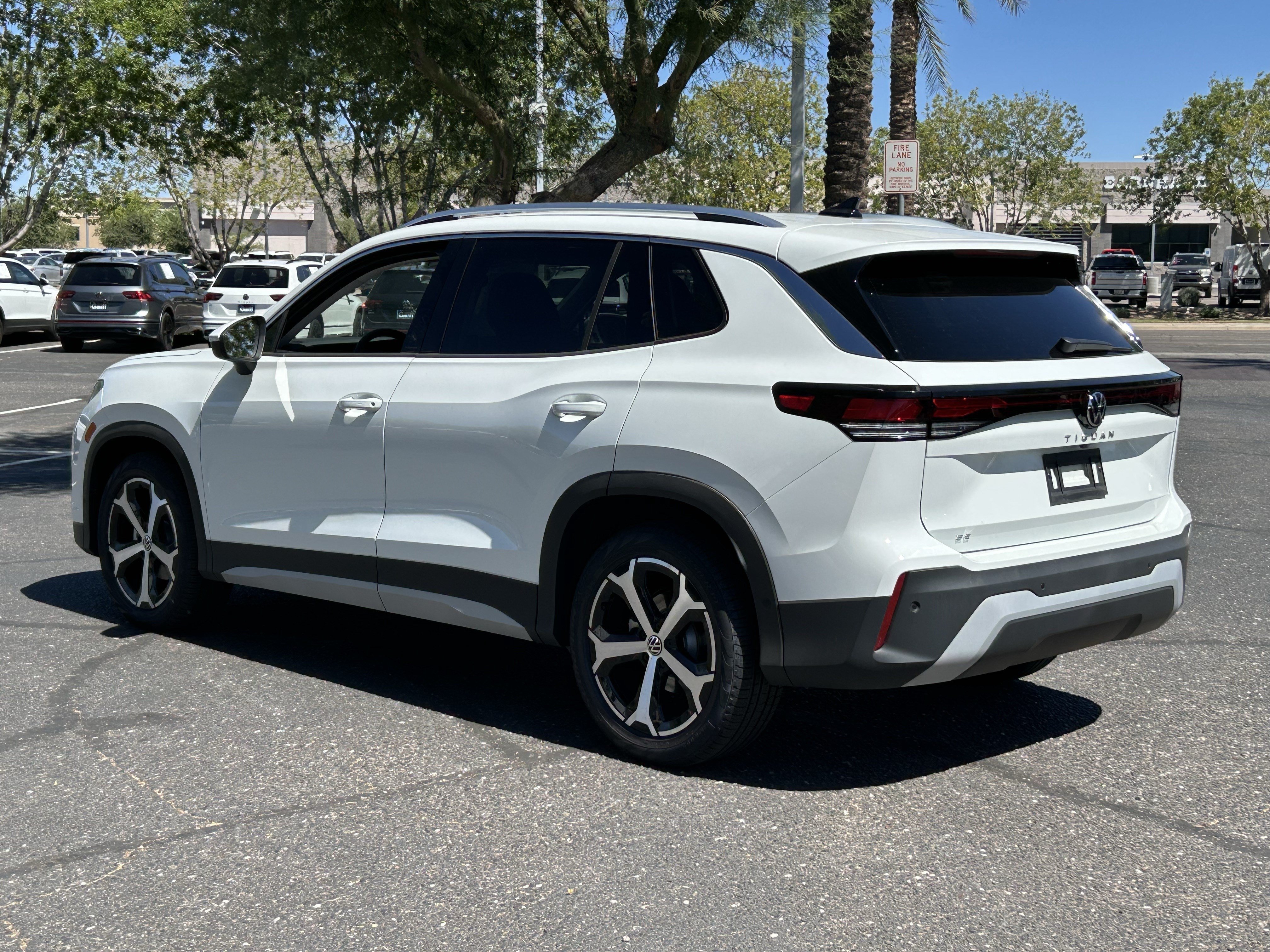 New 2026 Au Volkswagen SE image 2