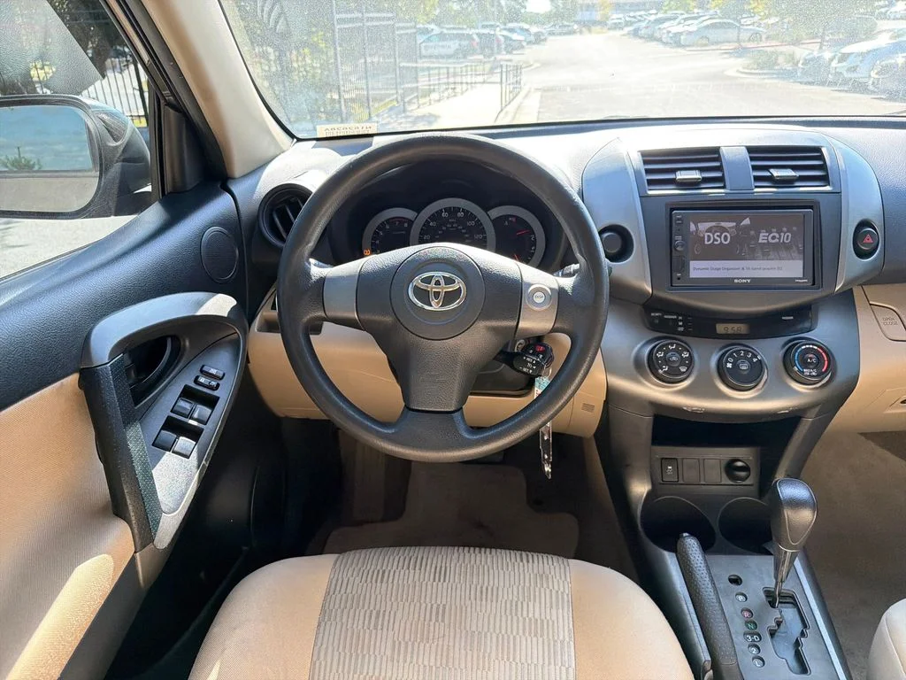 Used 2010 Brown Toyota Base image 28