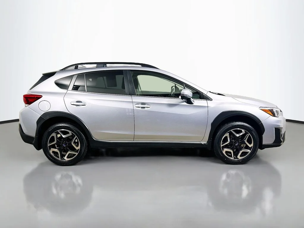 Used 2019 Ice Silver Metallic Subaru Limited image 8