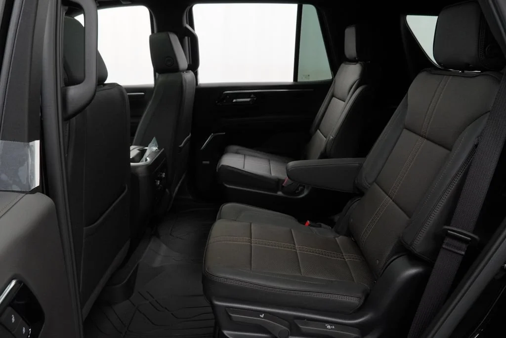 New 2026 Black Chevrolet High Country image 12