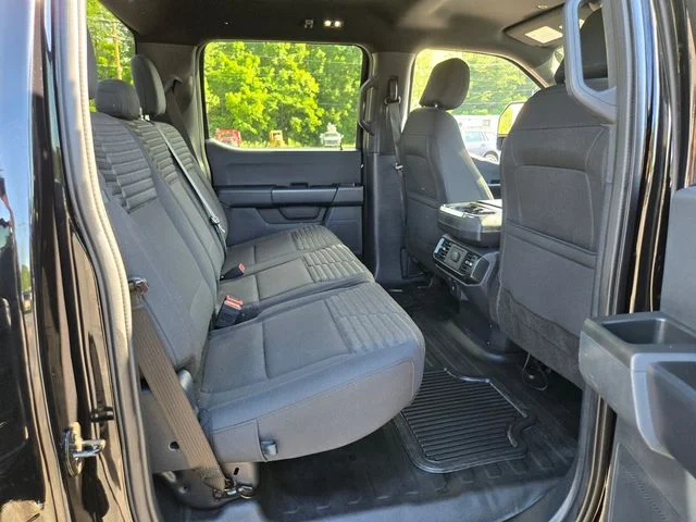 Used 2021 Black Ford XL image 19
