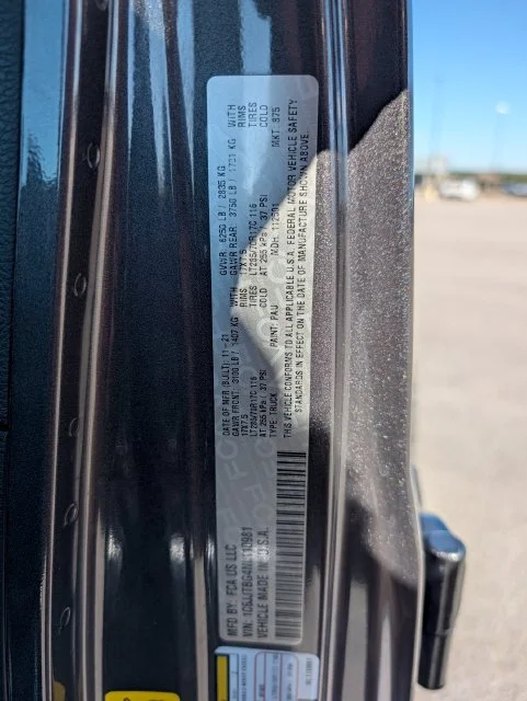Used 2022 Gray Jeep Rubicon image 30