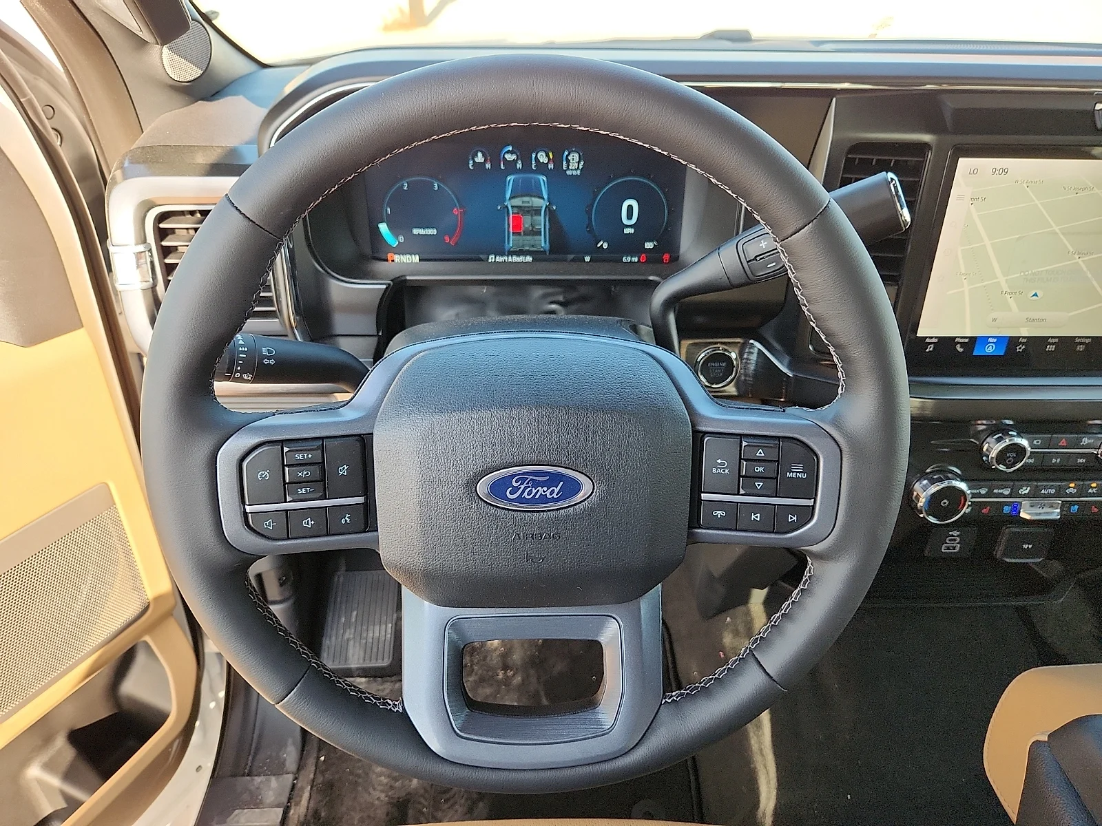 New 2026 Oxford White Ford Lariat image 21