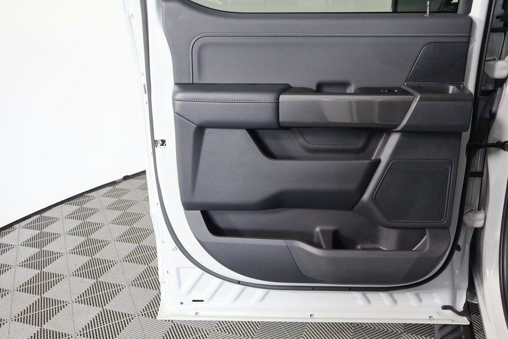 Used 2023 White Ford XLT image 13