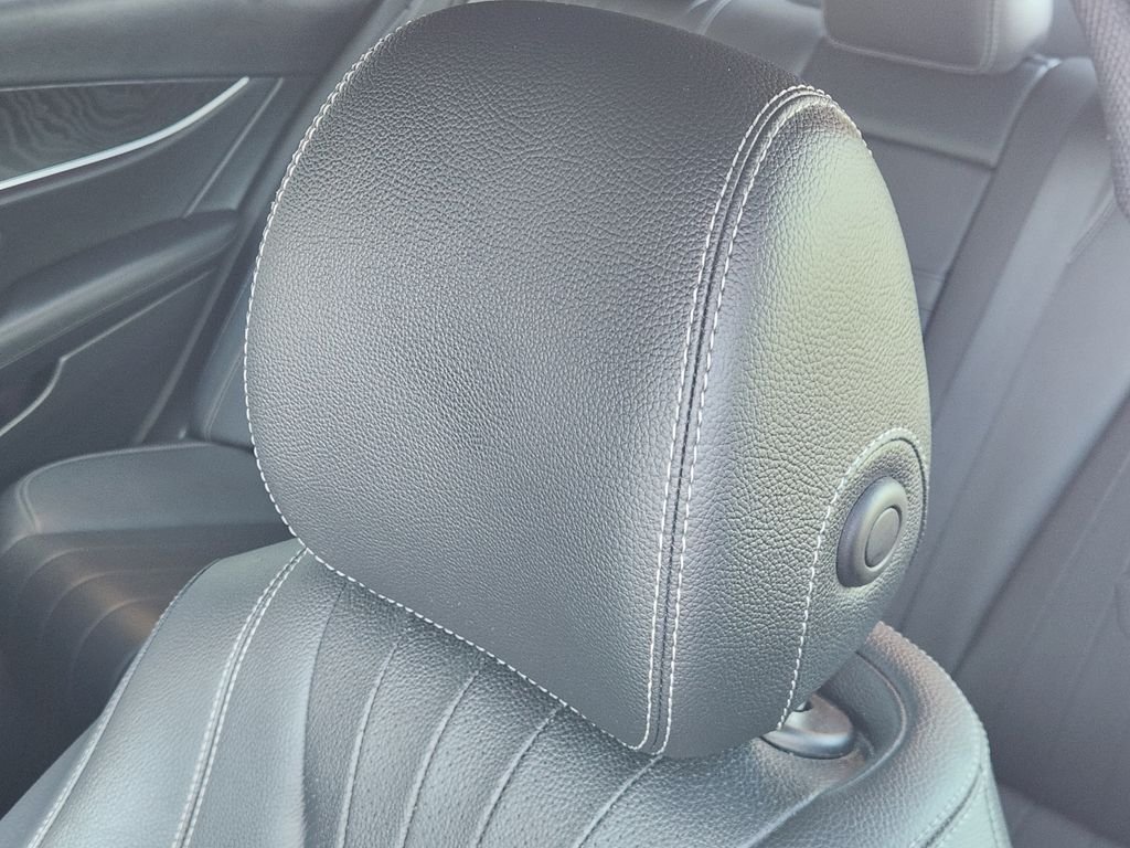 Used 2018 Polar White Mercedes-Benz E 300 image 25