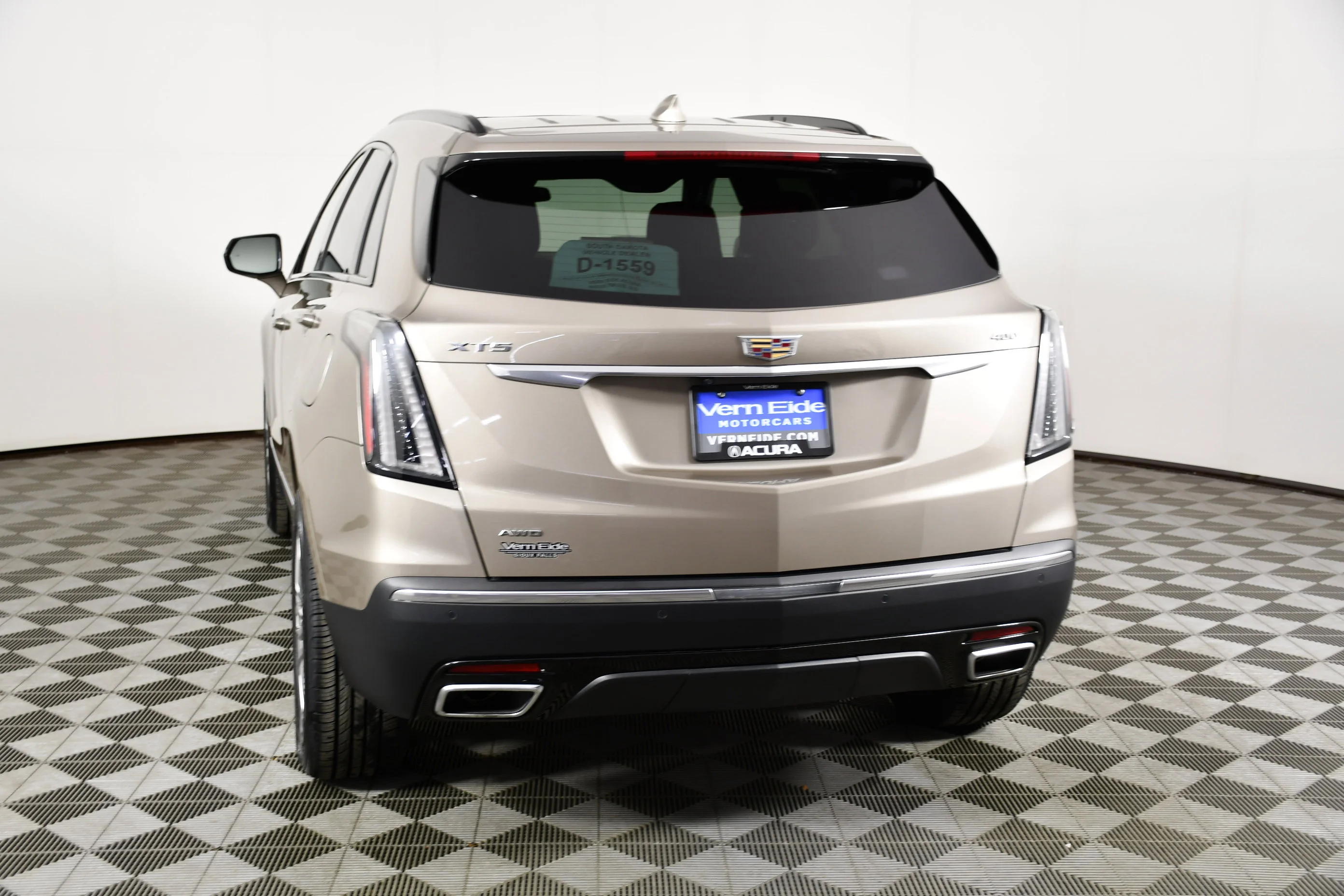 Used 2023 Latte Ea Cadillac AWD Sport image 7