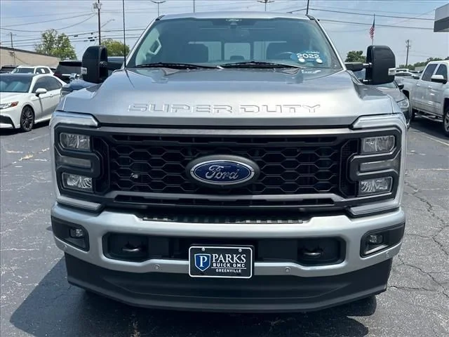 Used 2024 Silver Ford Lariat image 4