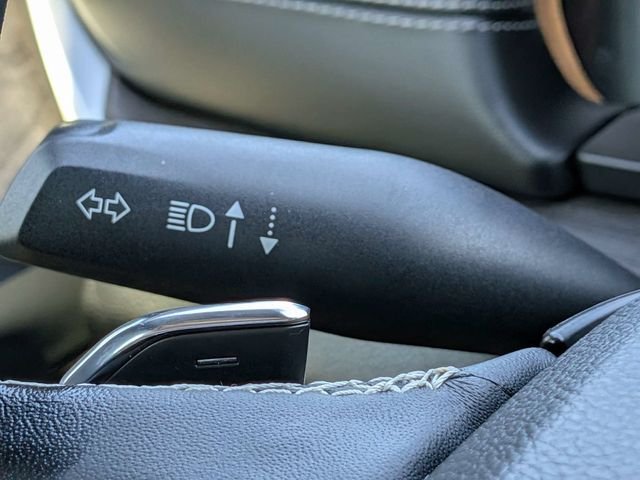 Used 2022 Gray Jeep Limited image 32