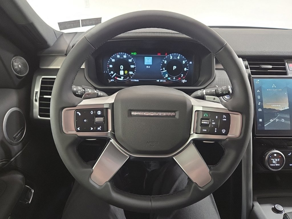 New 2026 Fuji White Land Rover Dynamic SE image 10