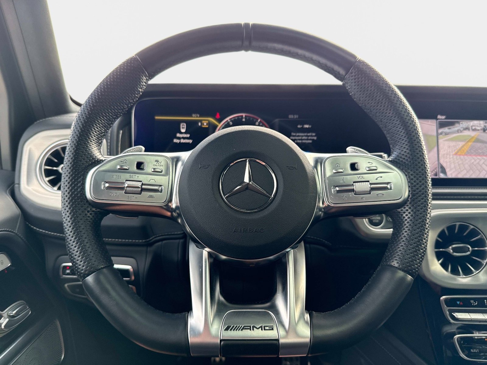 Certified Used 2022 MANUFAKTUR Night Black Magno Mercedes-Benz G 63 AMG® image 27