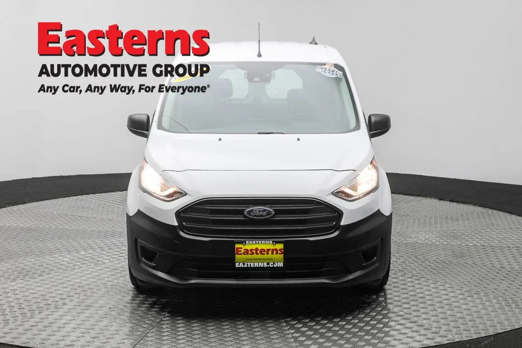 Used 2021 White Ford XL image 2