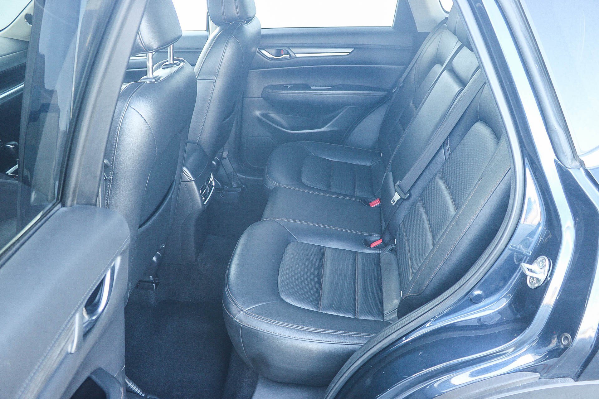 Used 2021 Deep Crystal Blue Mica Mazda Grand Touring image 18