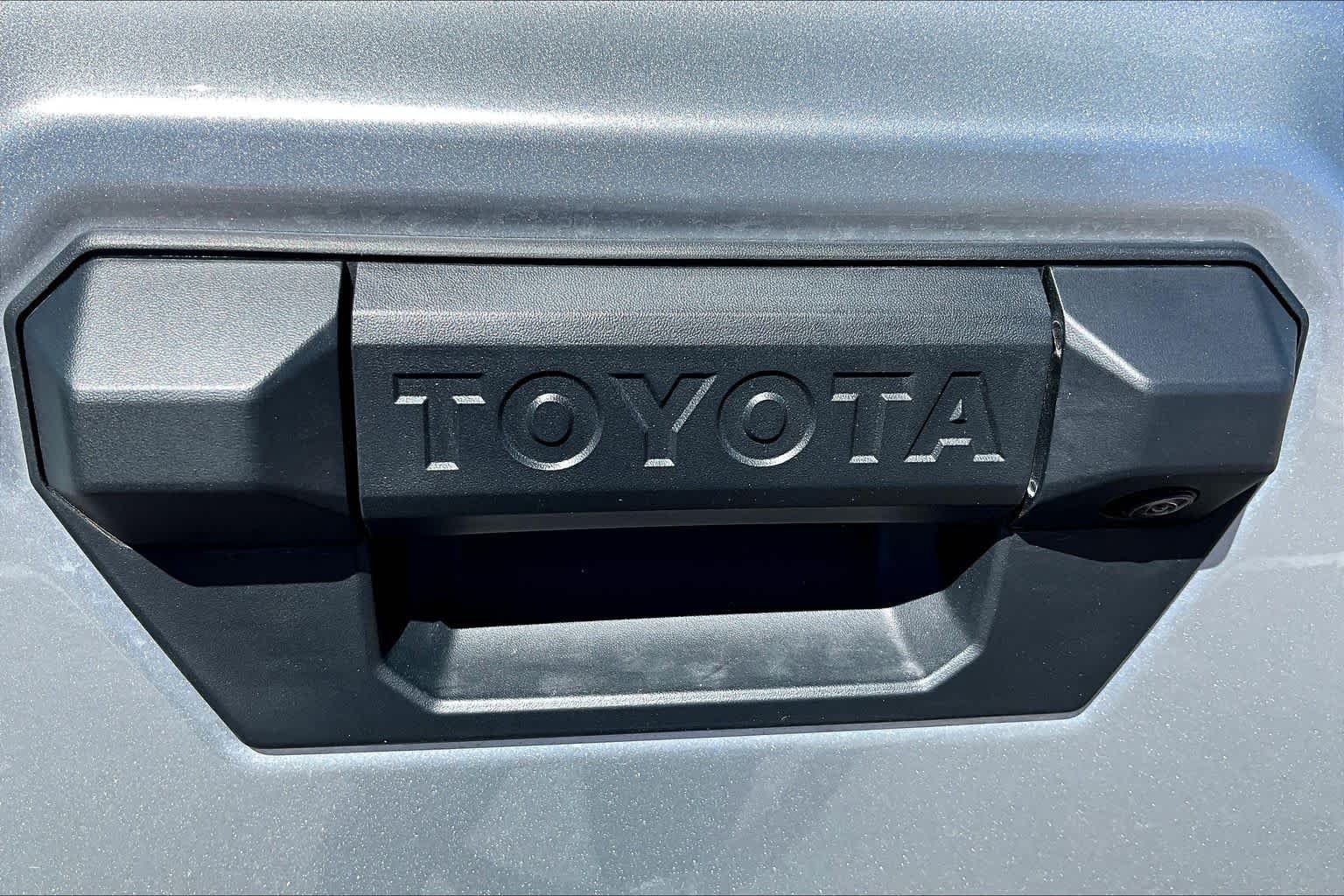 2026 Toyota Tacoma SR5 - Photo 32