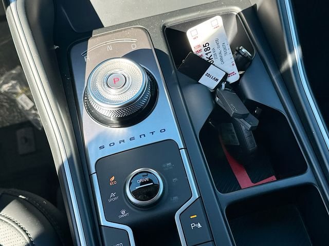 2026 Kia Sorento EX Hybrid - Photo 17