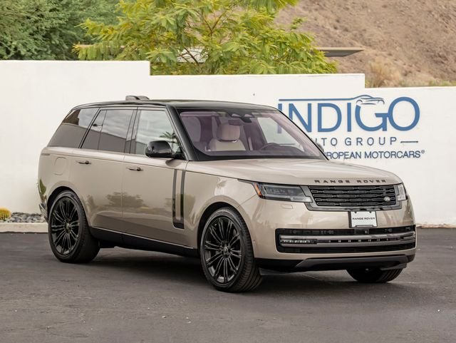 Certified Used 2023 Batumi Gold Premium Metallic Land Rover SE image 4
