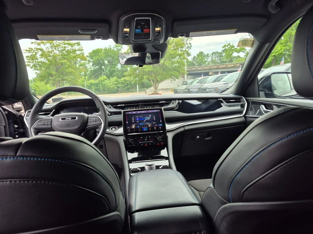 Used 2024 Black Jeep Trailhawk 4xe image 13