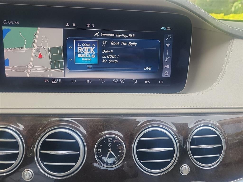 Used 2020 DIAMOND SILVER METALLIC MERCEDES-BENZ-CAR  image 11
