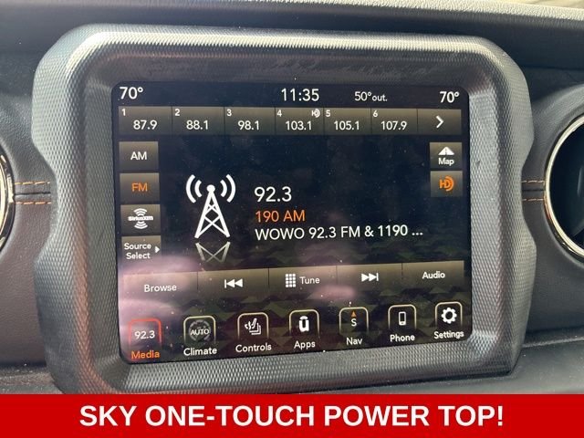 Used 2023 White Jeep Sahara image 12