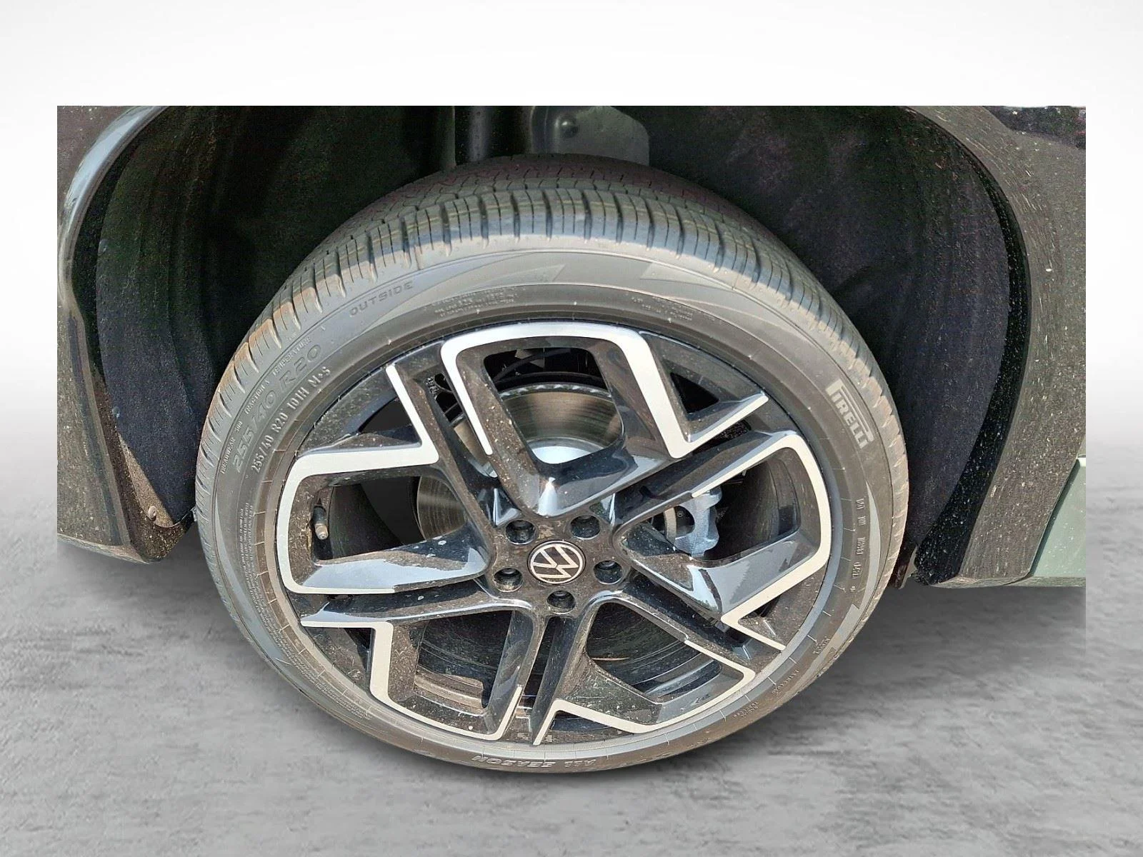 New 2026 X52T/AVAGRNBLKR Volkswagen SEL R-Line Turbo image 7