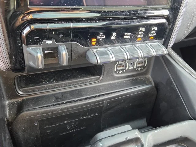Used 2020 Black Ram Limited image 24