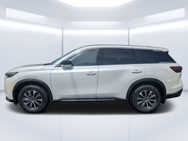 New 2027 RADIANT WHITE INFINITI Pure FWD image 6