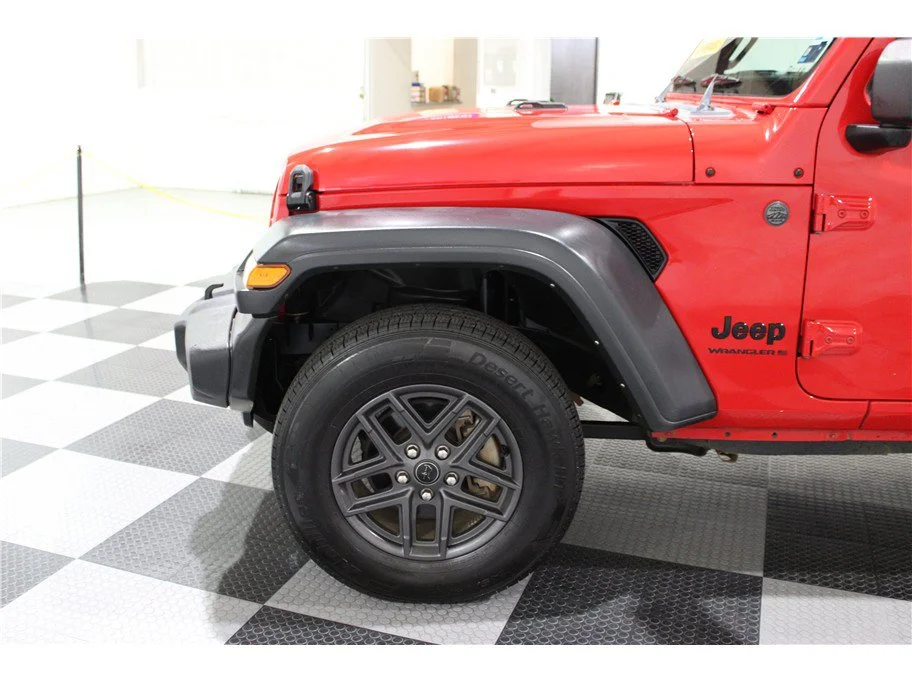 Used 2024 Firecracker Red Clearcoat Jeep Sport S image 9