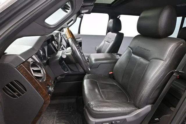 2014 Ford F-250 Super Duty Platinum - Photo 25