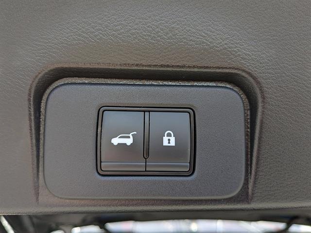 Used 2023 Gun Metallic Nissan SV image 27