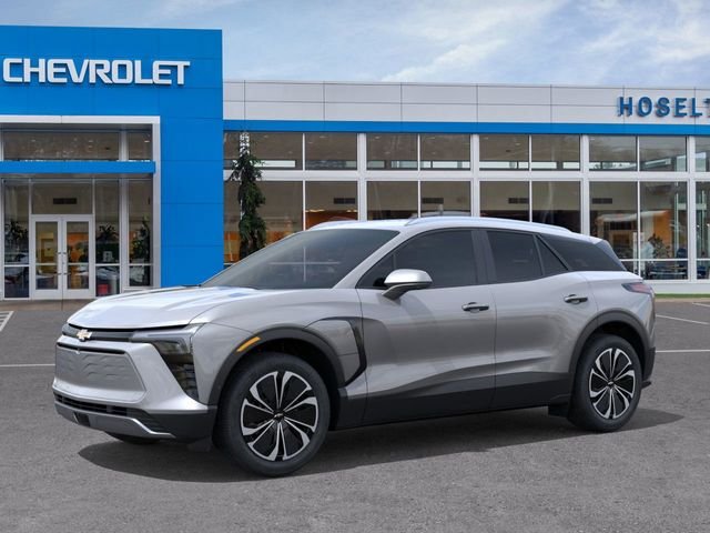 2026 Chevrolet Blazer EV photo 2