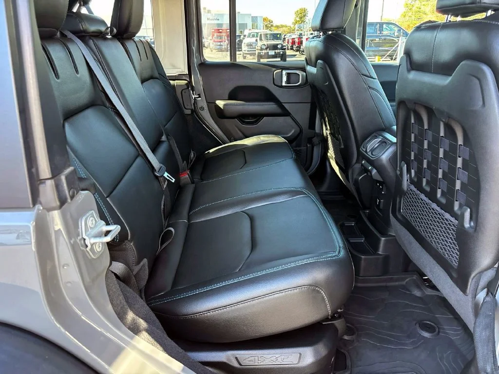 Used 2021 Gray Clearcoat Jeep Unlimited Rubicon 4xe image 15
