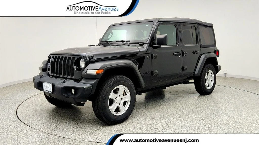 2022 Jeep Wrangler Sport S's photo