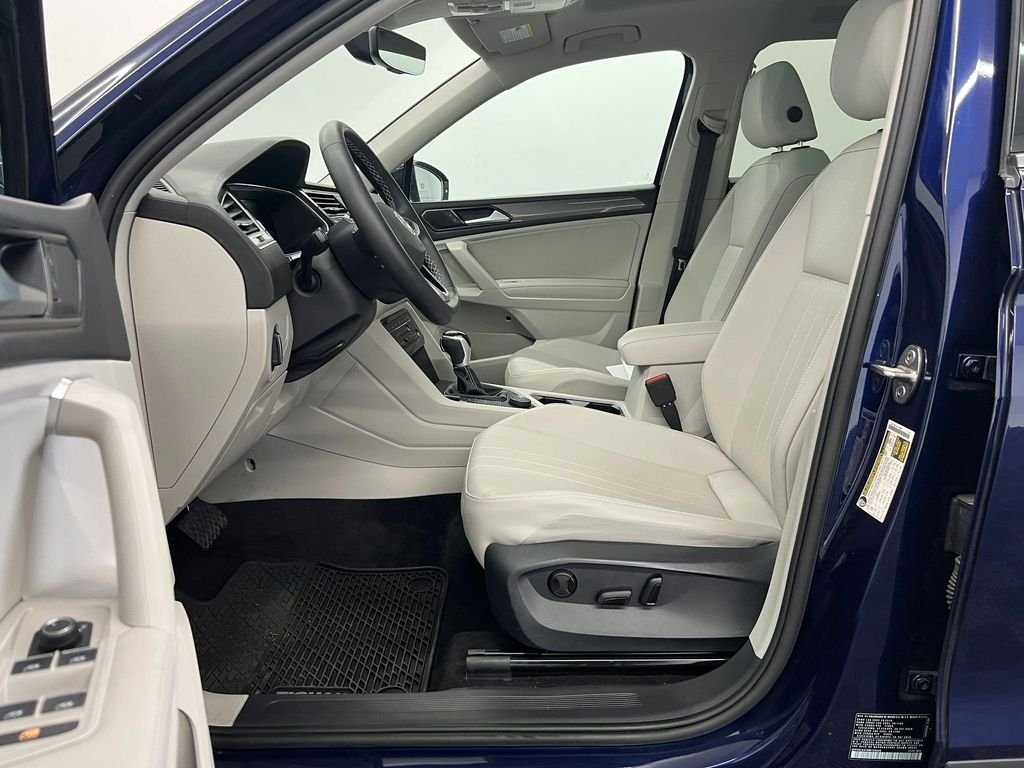 2022 Volkswagen Tiguan SE photo 4