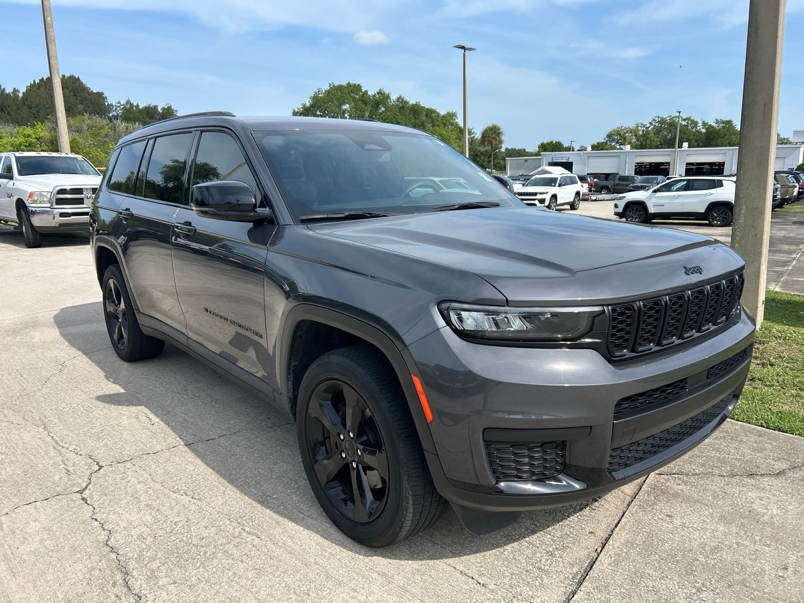 Certified Used 2023 Gray Jeep Altitude X image 22