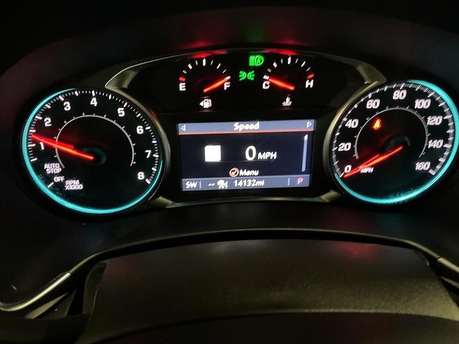 Used 2024 Gray Chevrolet Premier image 6