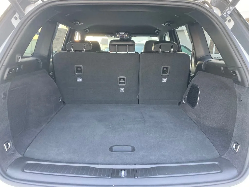 New 2024 Bright White Clear-Coat Exterior Paint Jeep Trailhawk 4xe image 19