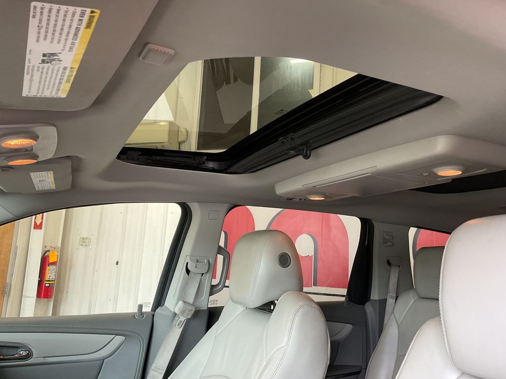 Used 2013 Gold Chevrolet LTZ image 28