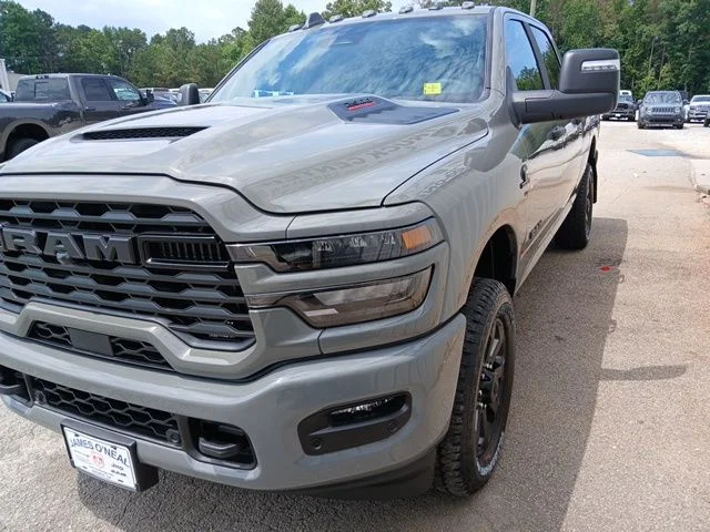 New 2026 Ceramic Gray Clear-Coat Exterior Paint RAM Big Horn image 12
