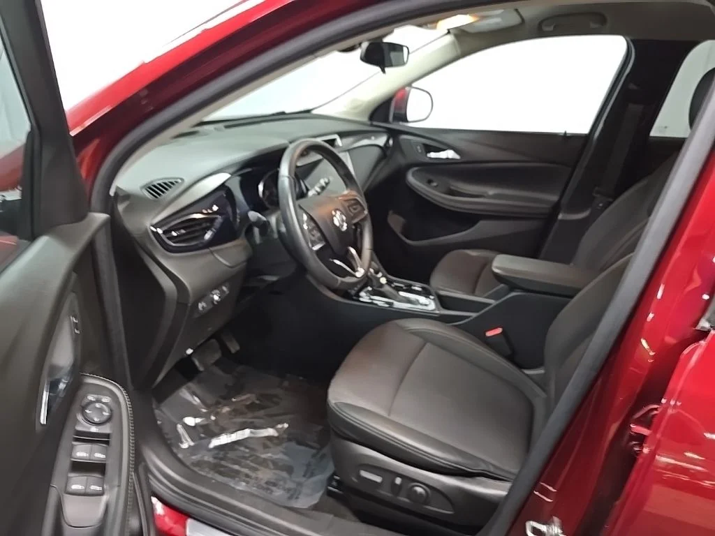 Used 2023 Red Buick Preferred image 31
