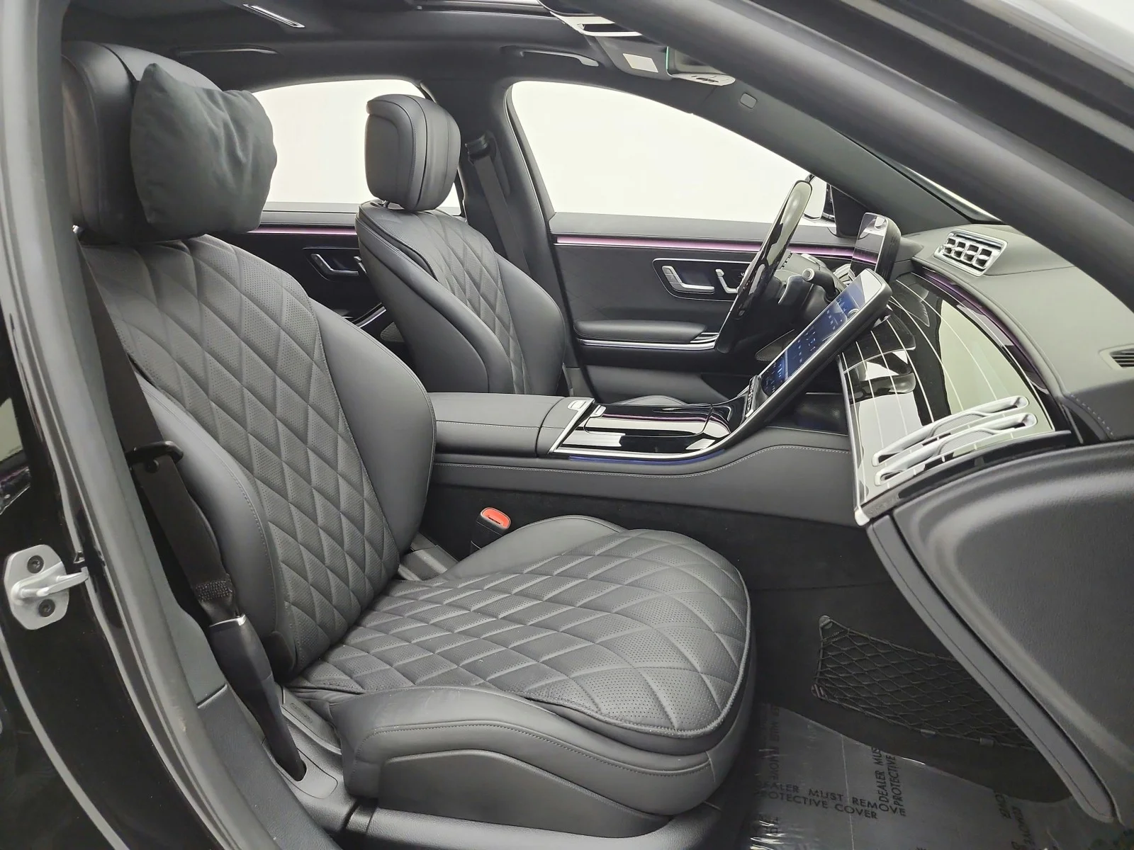 Used 2023 Obsidian Black Mercedes-Benz S 580e 4MATIC® Sedan image 20