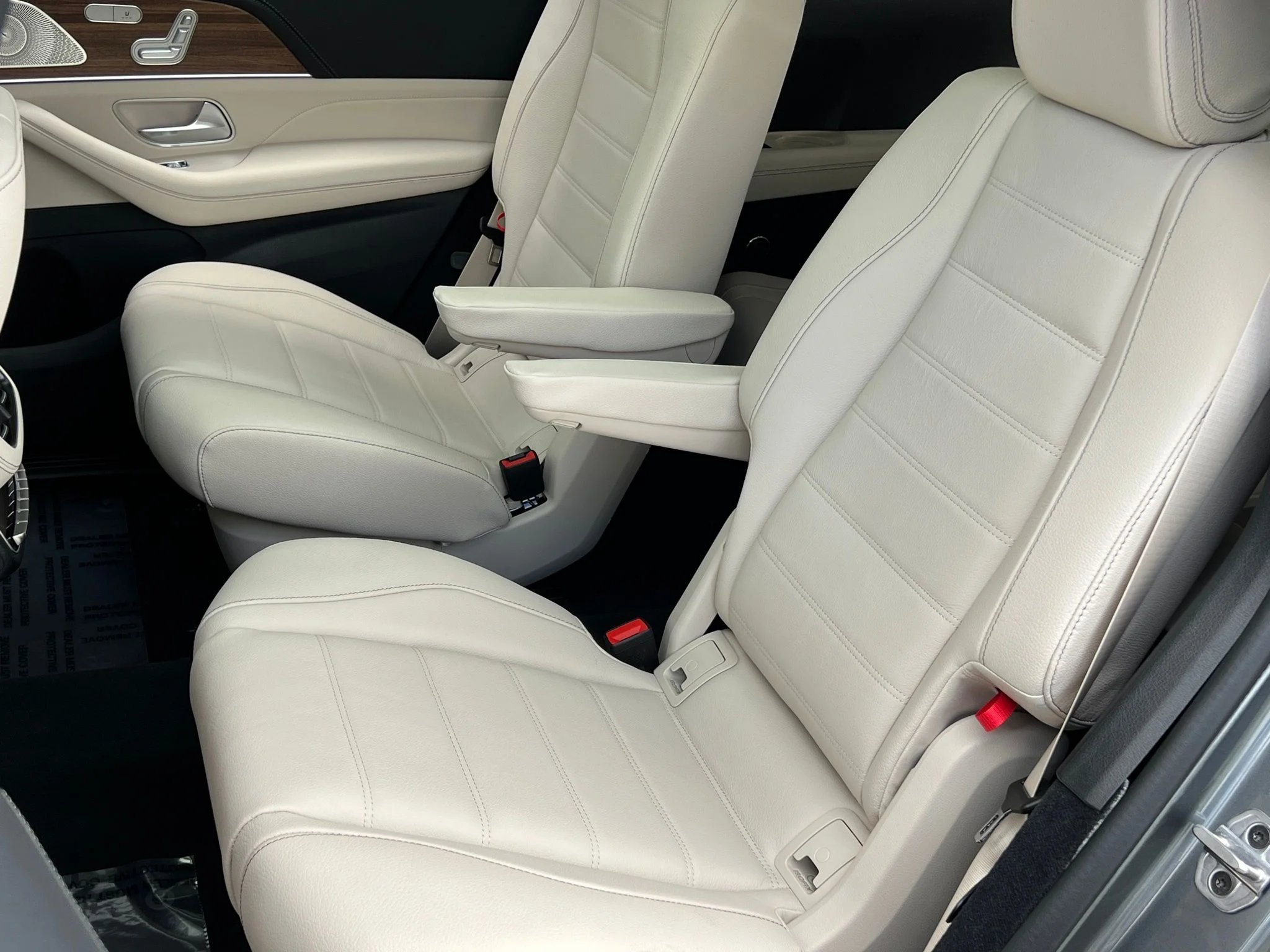Used 2026 Gray Mercedes-Benz GLS 580 image 26